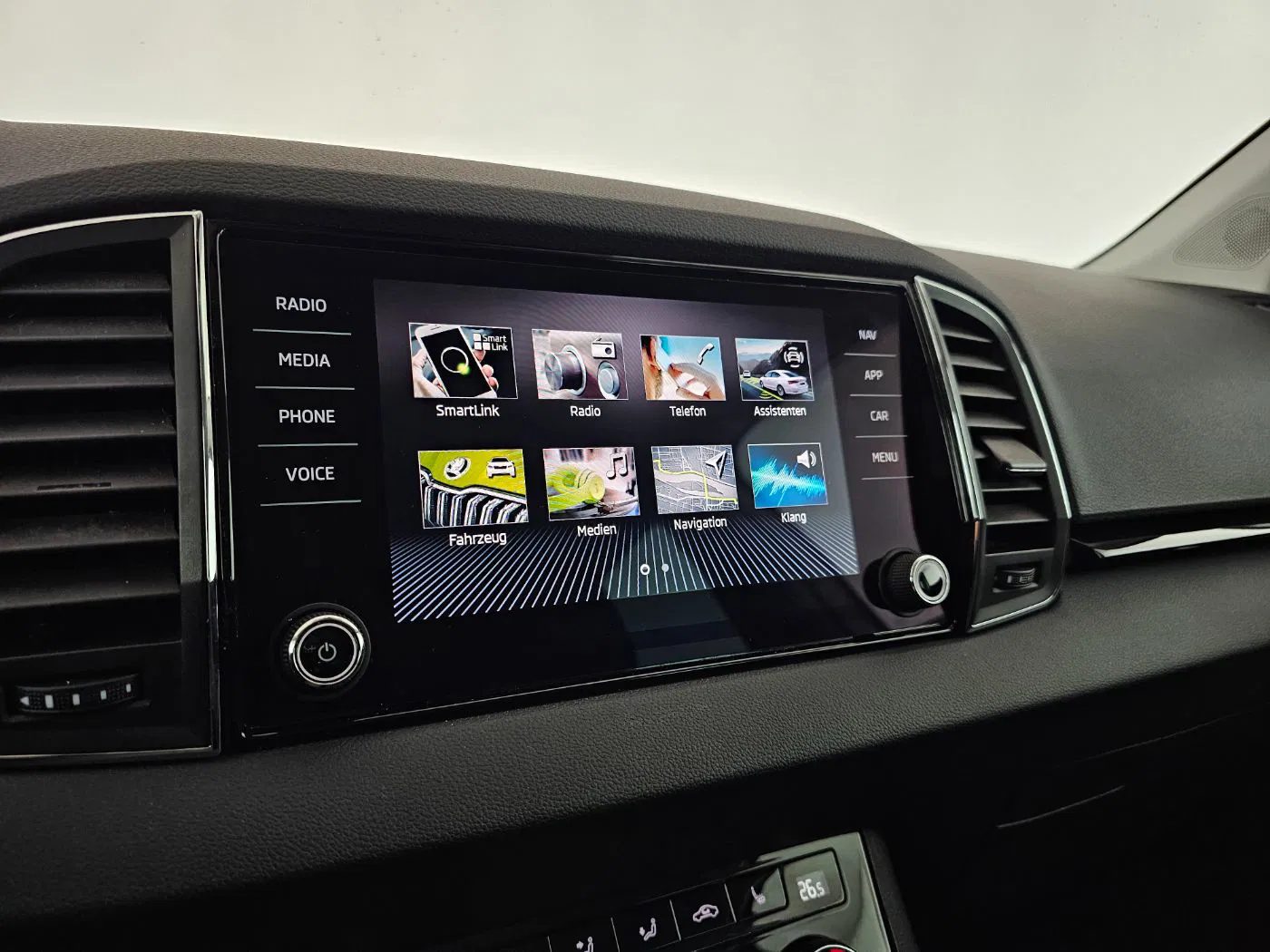 Skoda Karoq 2.0TDI Style DSG | Bild 20 von 28