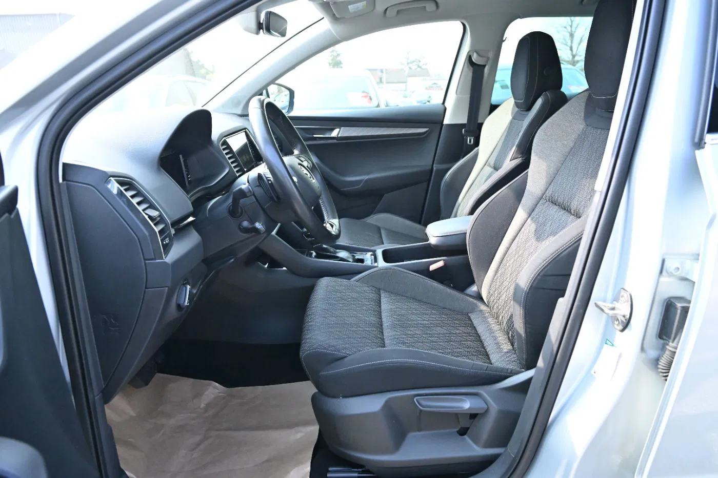 Skoda Karoq 2.0TDI Style DSG | Bild 10 von 23