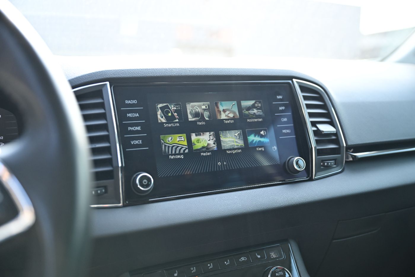 Skoda Karoq 2.0TDI Style DSG | Bild 17 von 23