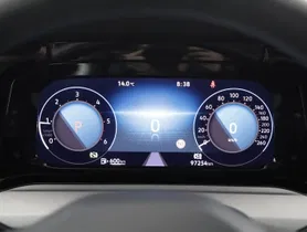 VW Golf VIII Var. 2.0 TDI DSG Life | Thumbnail 14 von 24