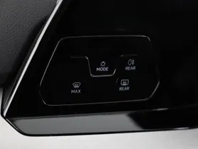 VW Golf VIII Var. 2.0 TDI DSG Life | Thumbnail 10 von 24