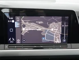 VW Golf VIII Var. 2.0 TDI DSG Life | Thumbnail 18 von 24