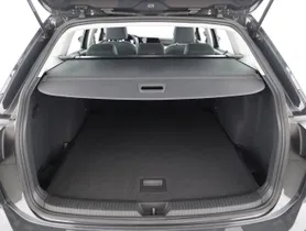 VW Golf VIII Var. 2.0 TDI DSG Life | Thumbnail 23 von 24