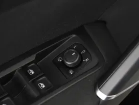 VW Touran 2.0 TDI BMT Comfortline / | Thumbnail 20 von 24
