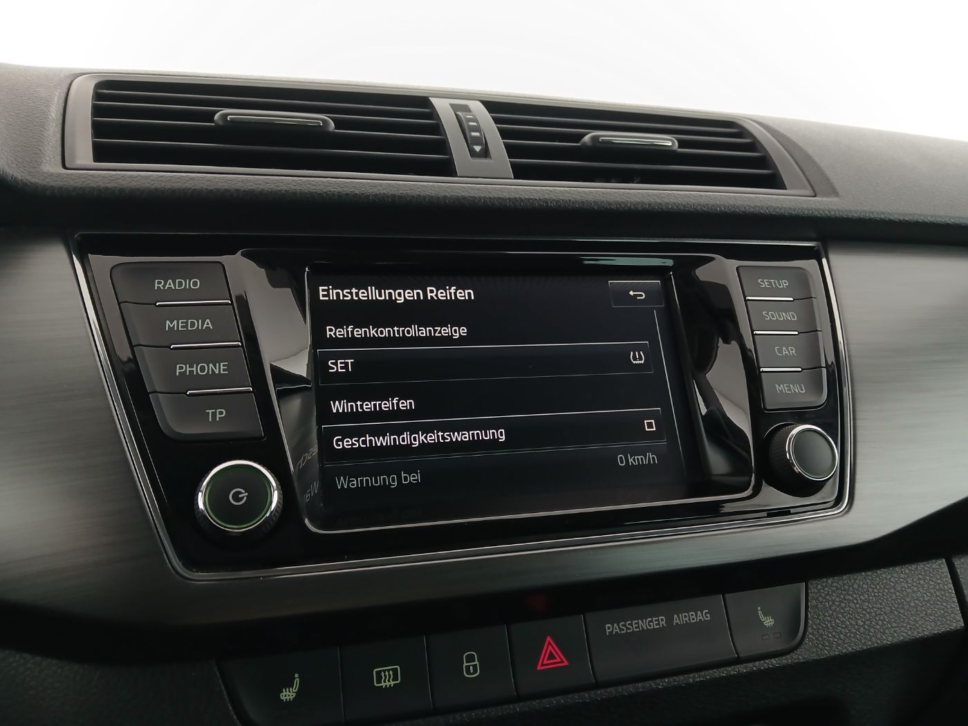 Skoda Fabia 1.2 TSI Green tec Style | Bild 22 von 25