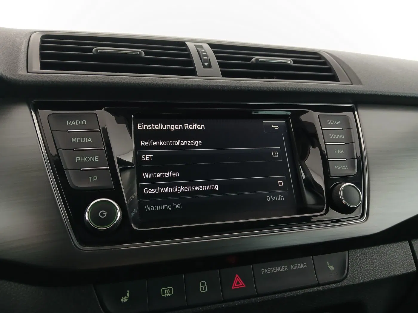 Skoda Fabia 1.2 TSI Green tec Style | Bild 22 von 25