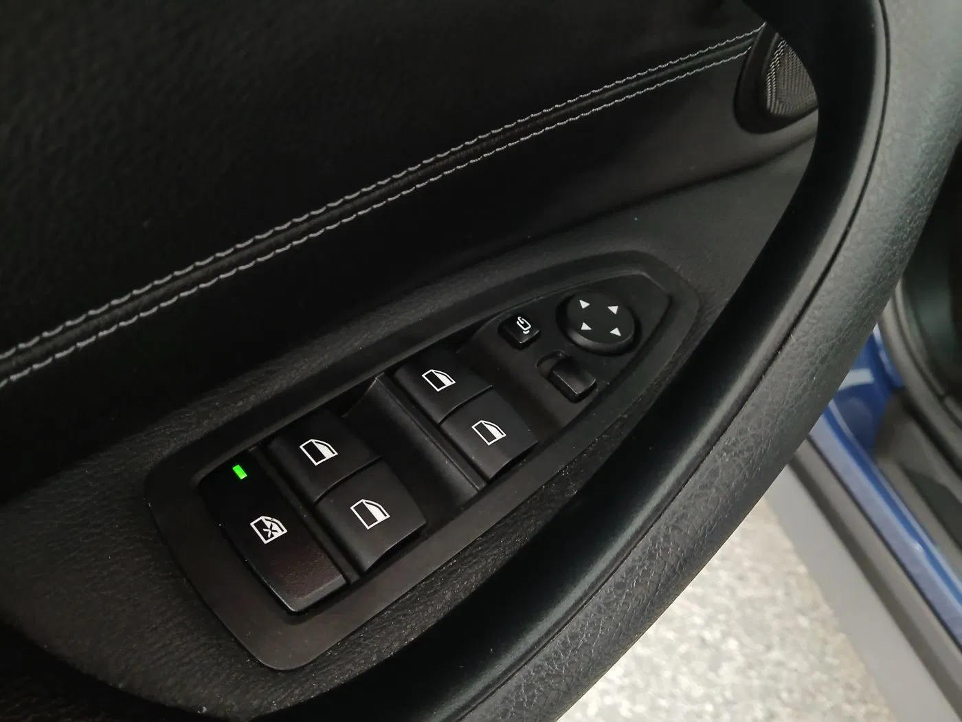 BMW X1 sDrive 18d Advantage | Bild 12 von 26