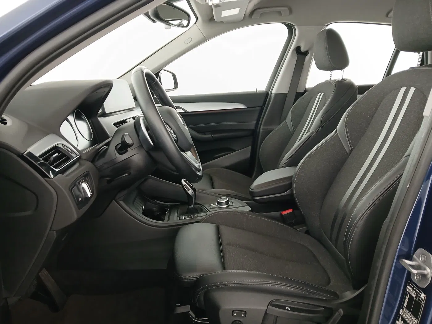 BMW X1 sDrive 18d Advantage | Bild 14 von 26