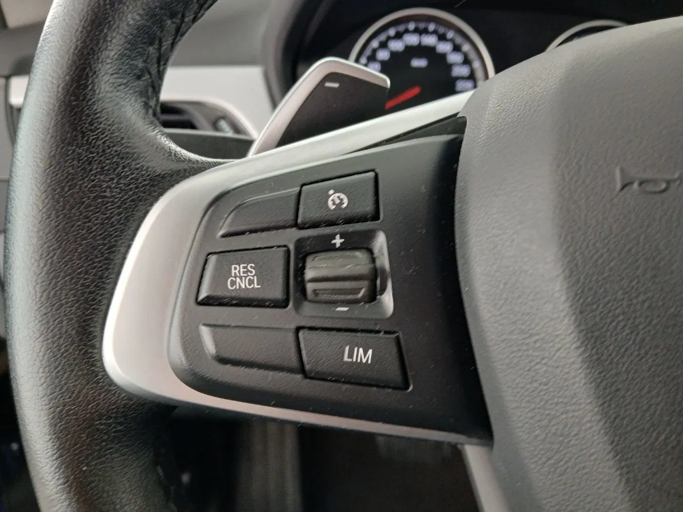 BMW X1 sDrive 18d Advantage | Bild 17 von 26