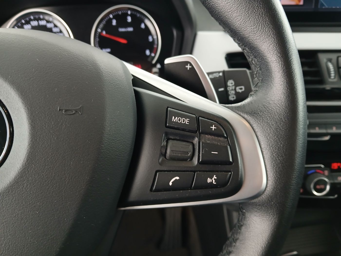 BMW X1 sDrive 18d Advantage | Bild 18 von 26