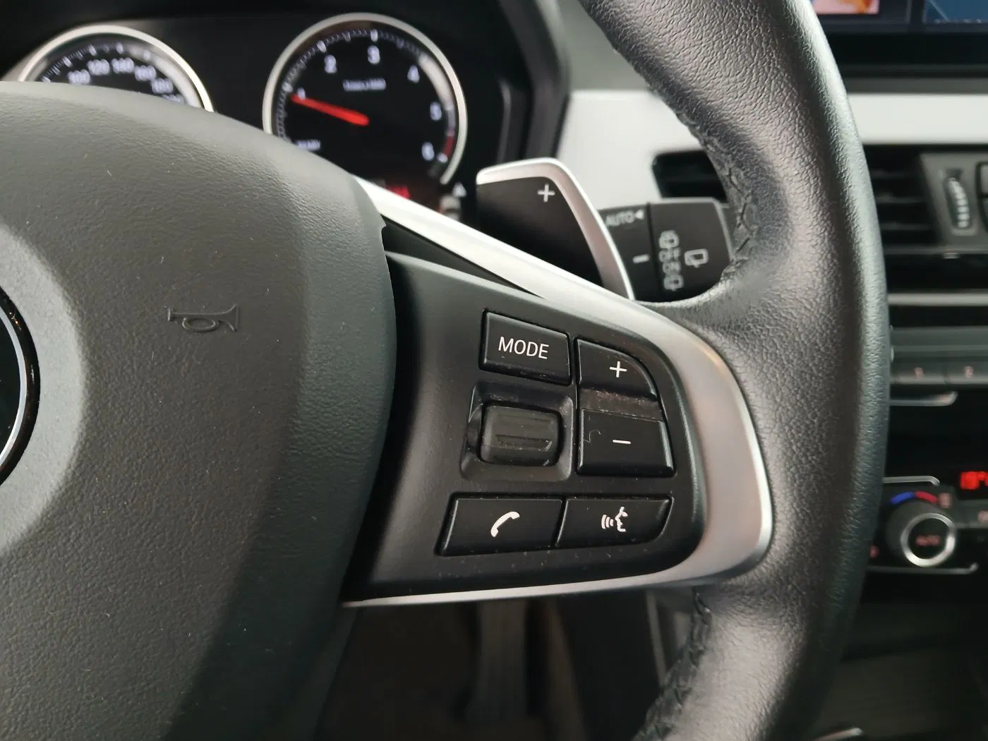 BMW X1 sDrive 18d Advantage | Bild 18 von 26