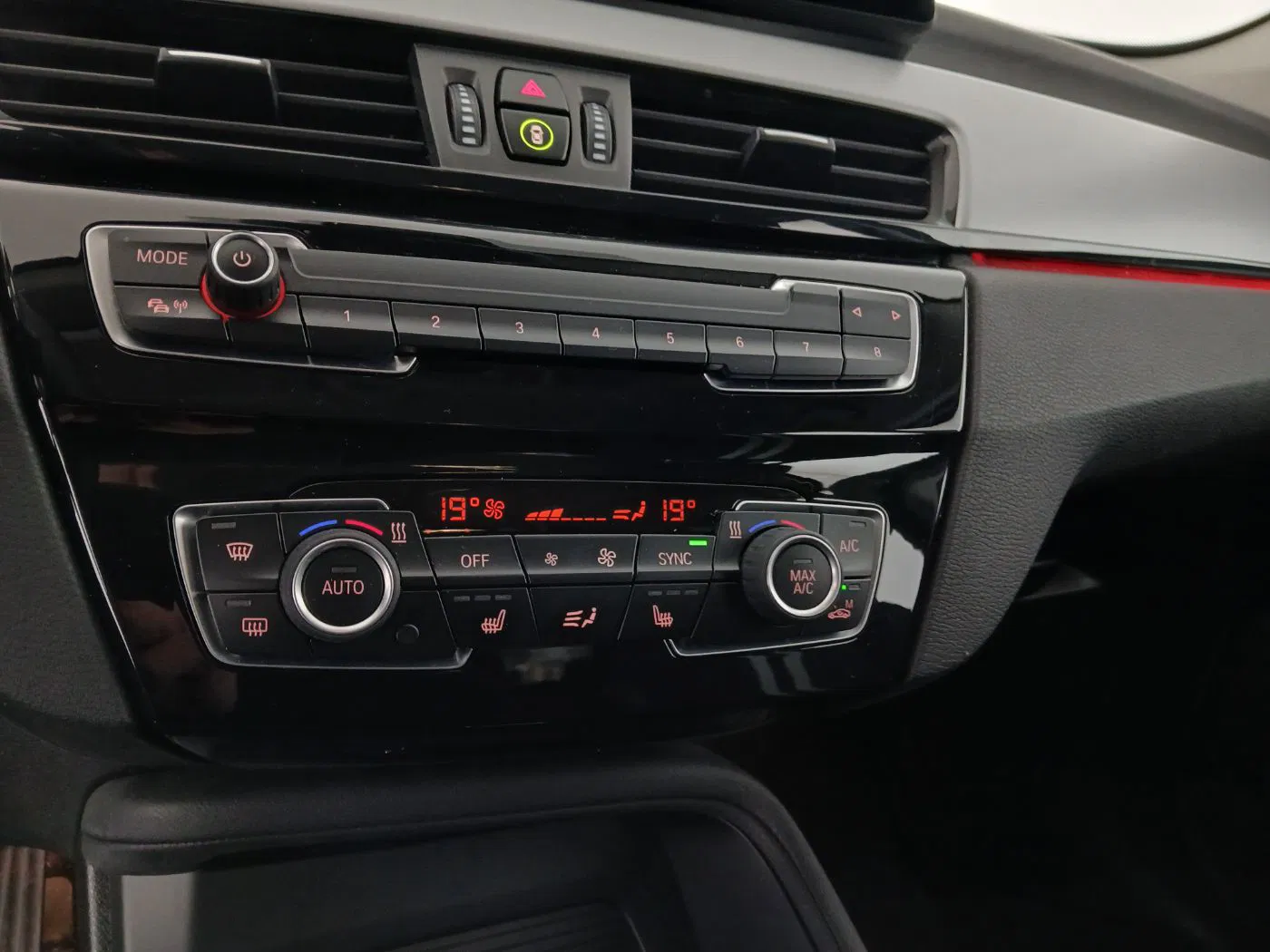 BMW X1 sDrive 18d Advantage | Bild 22 von 26