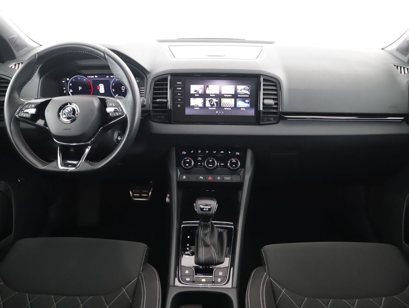 Skoda Karoq 2.0 TDI 4x4 Sportline | Bild 12 von 23