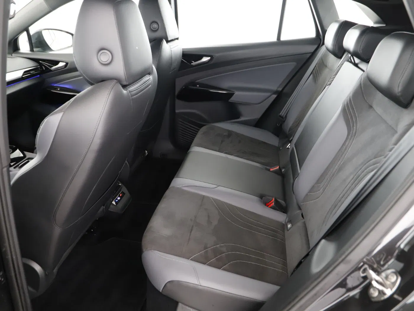 VW ID.4 Pro Perform 77kWh | Bild 25 von 28