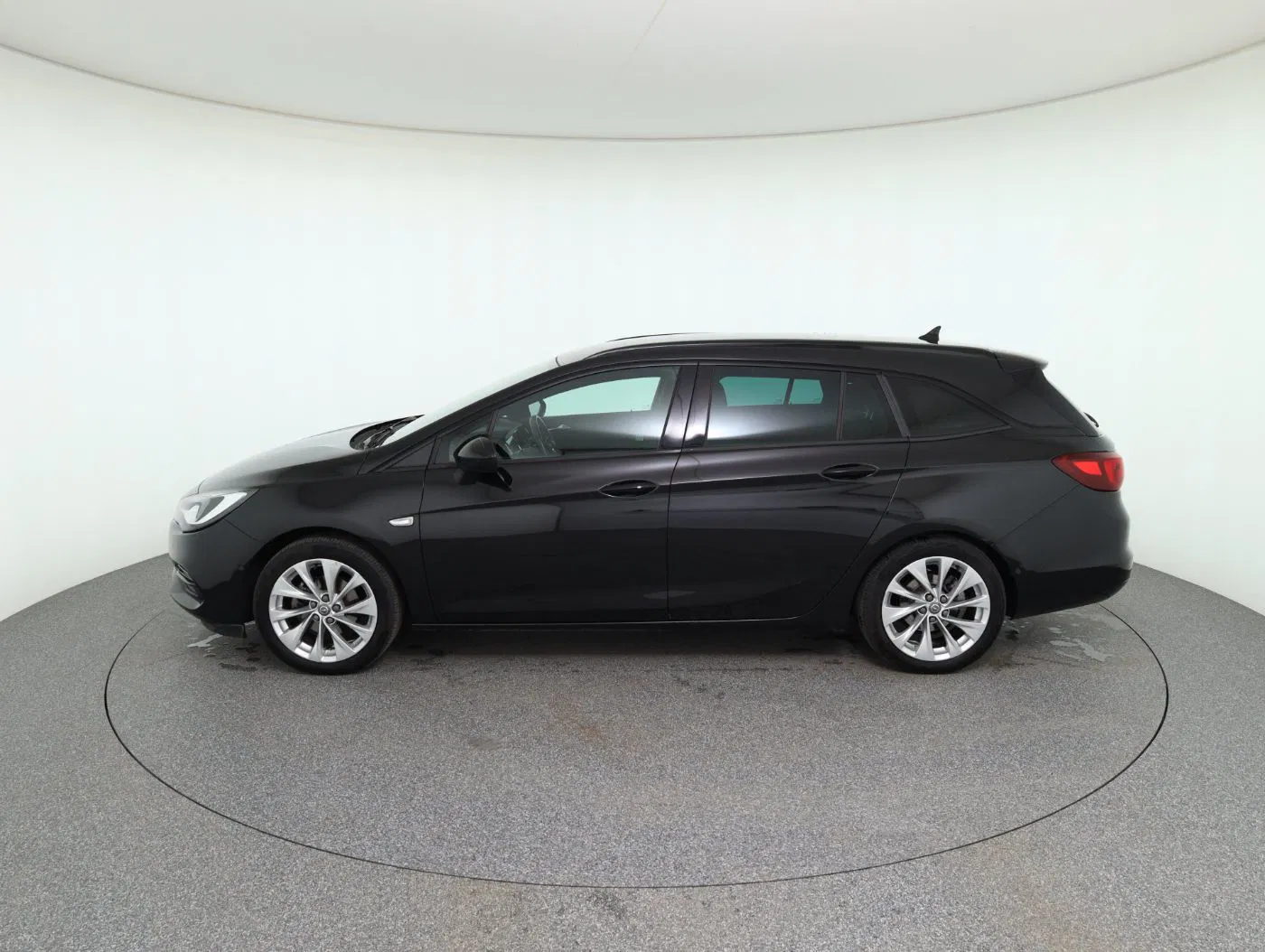 Opel Astra K ST 1.4 Aut. Ultimate | Bild 9 von 26