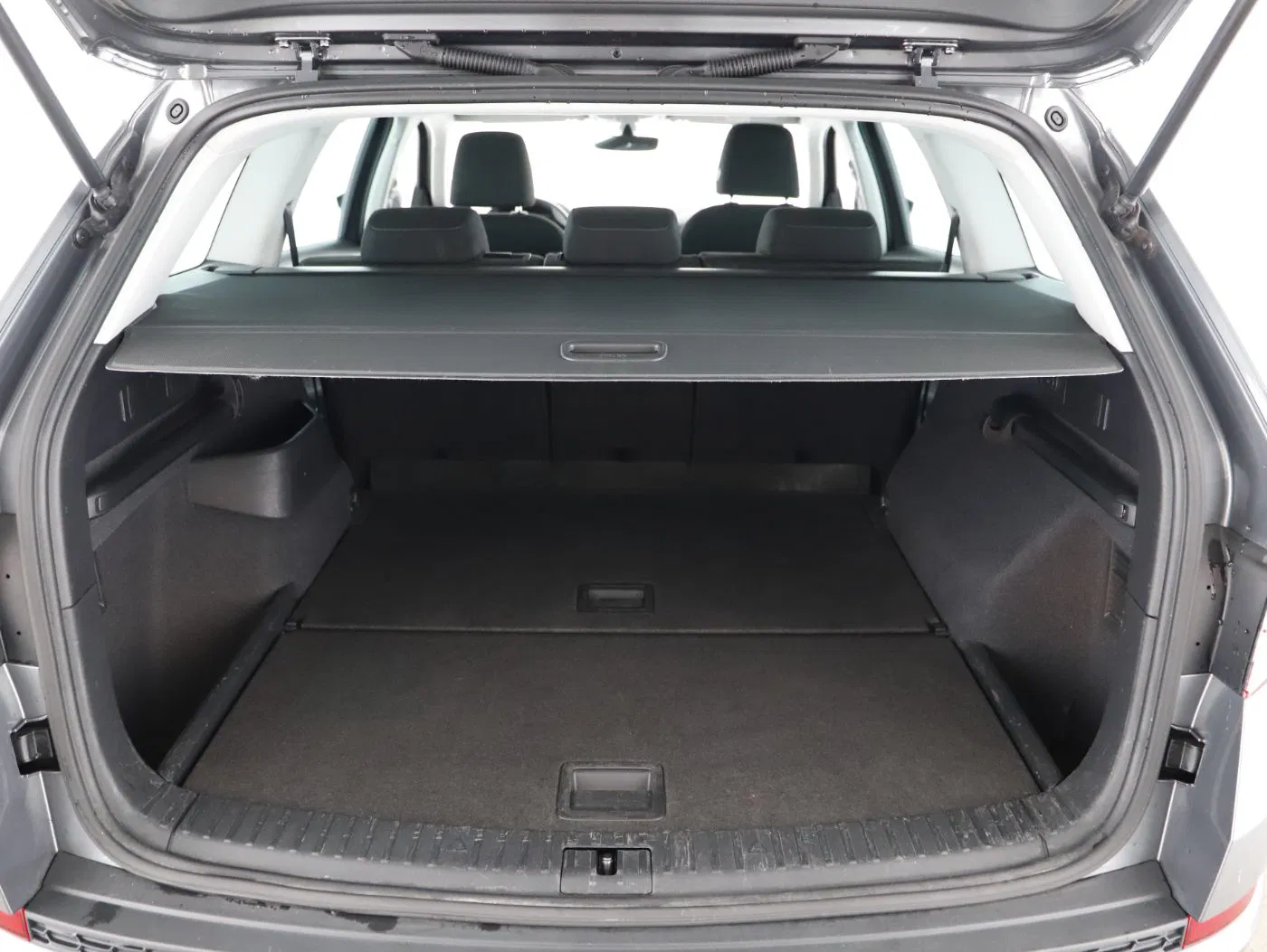 Skoda Kodiaq 2.0 TDI DSG *BALD VERFÜGBAR* | Bild 22 von 23