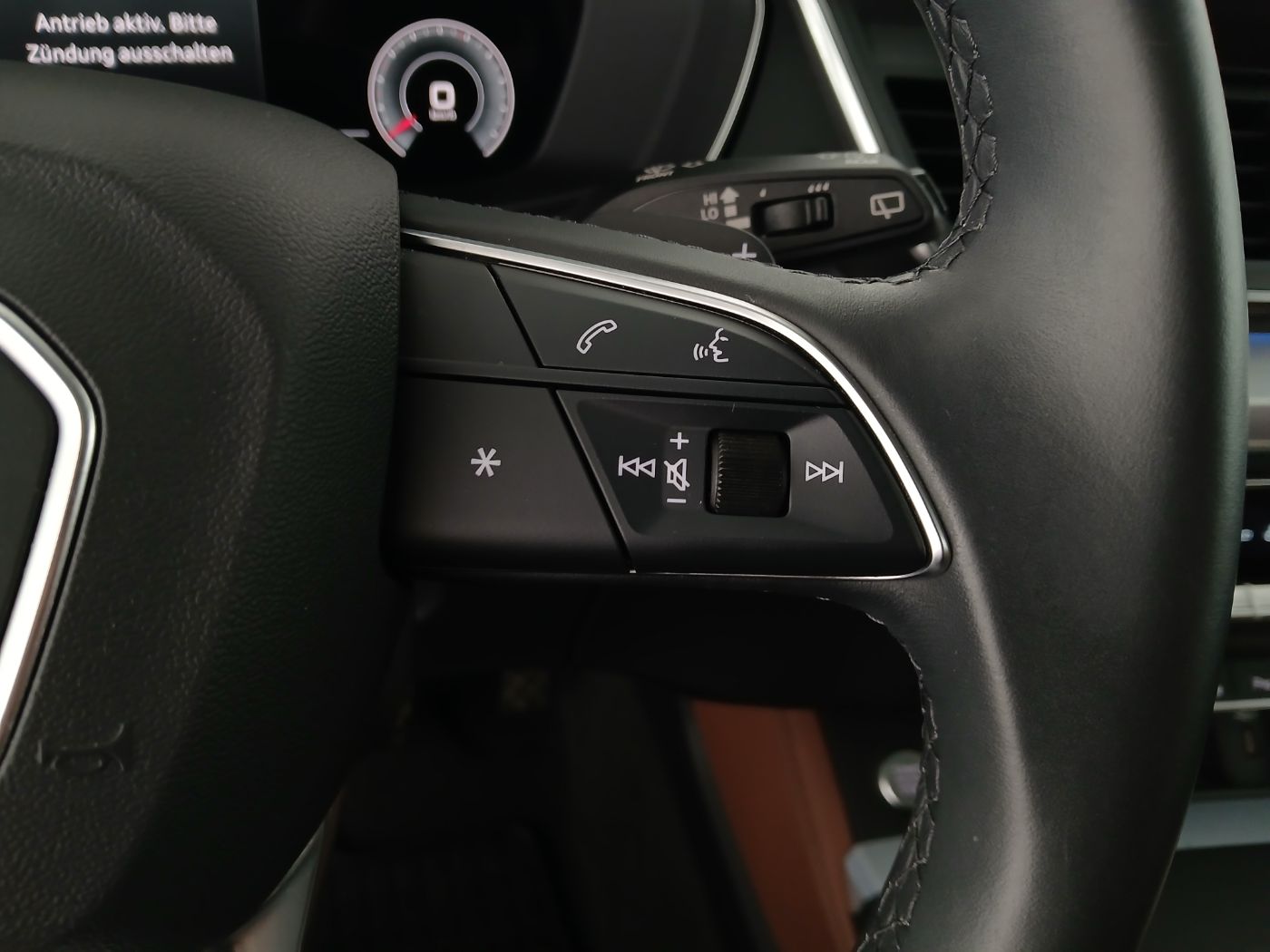 Audi Q5 40 TDI quattro intense Aut. | Bild 18 von 28