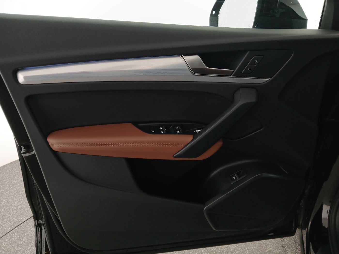 Audi Q5 40 TDI quattro intense Aut. | Bild 11 von 28