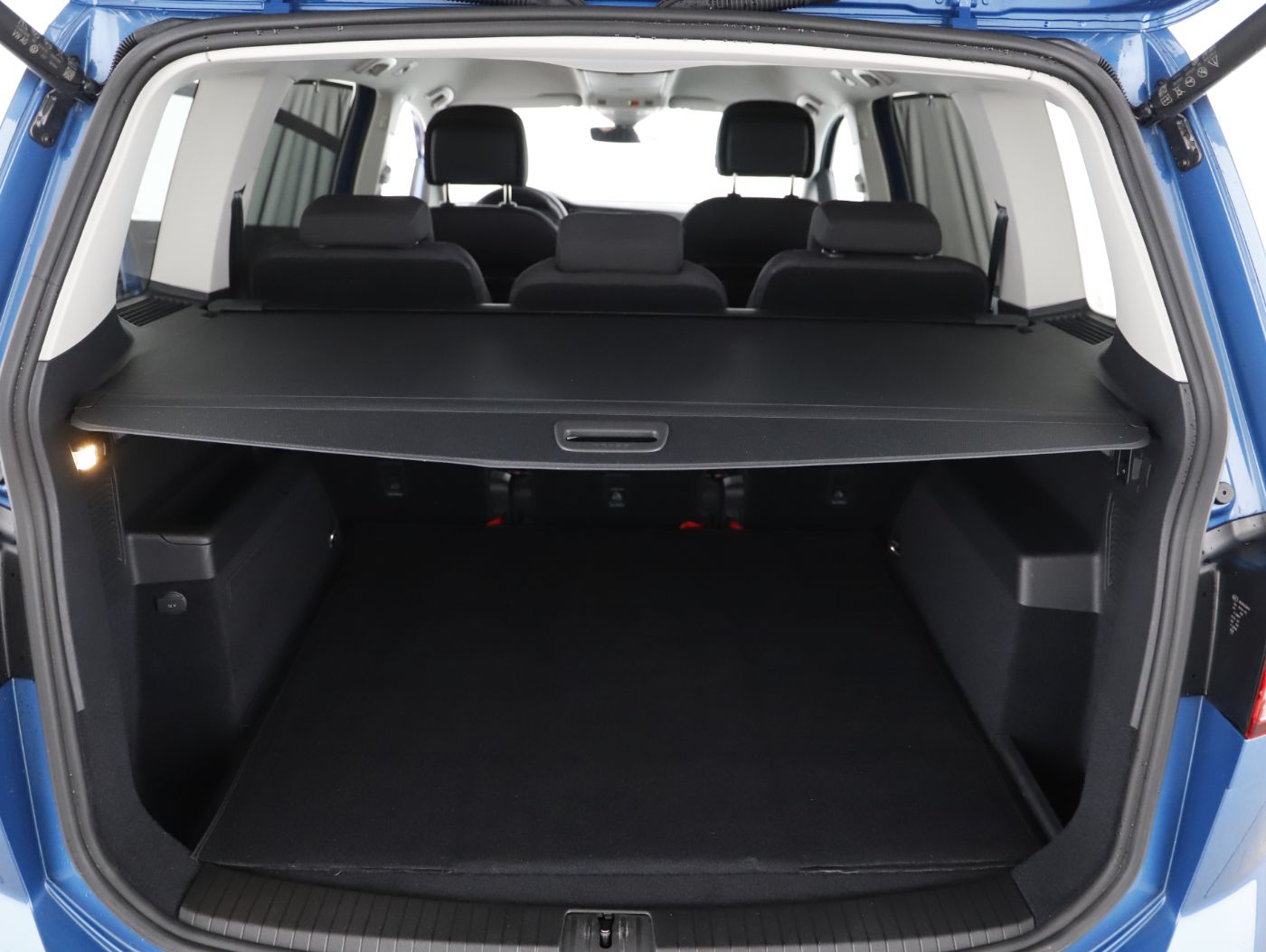 VW Touran 2.0 TDI Highline DSG | Bild 24 von 27