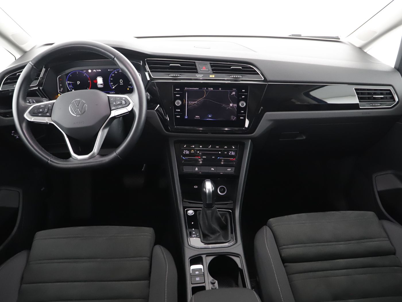 VW Touran 2.0 TDI Highline DSG | Bild 14 von 27