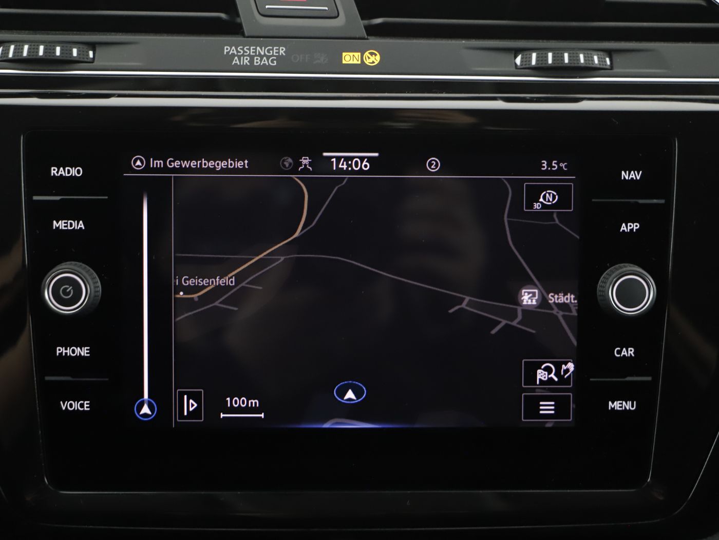 VW Touran 2.0 TDI Highline DSG | Bild 17 von 25