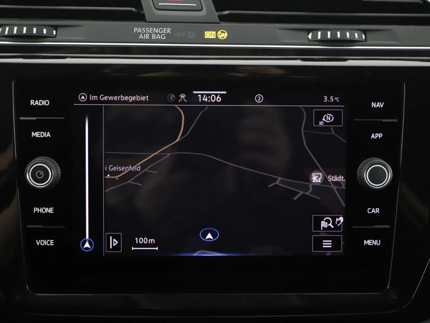 VW Touran 2.0 TDI Highline DSG | Bild 17 von 25
