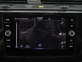 VW Touran 2.0 TDI Highline DSG | Thumbnail 17 von 25