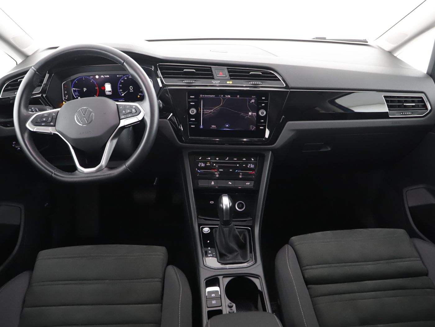 VW Touran 2.0 TDI Highline DSG | Bild 11 von 25