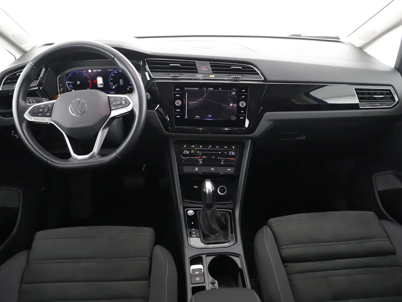 VW Touran 2.0 TDI Highline DSG | Bild 11 von 25