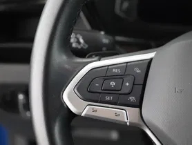VW Touran 2.0 TDI Highline DSG | Thumbnail 14 von 25