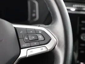 VW Touran 2.0 TDI Highline DSG | Thumbnail 15 von 25