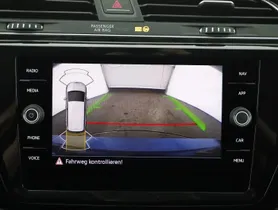VW Touran 2.0 TDI Highline DSG | Thumbnail 18 von 25