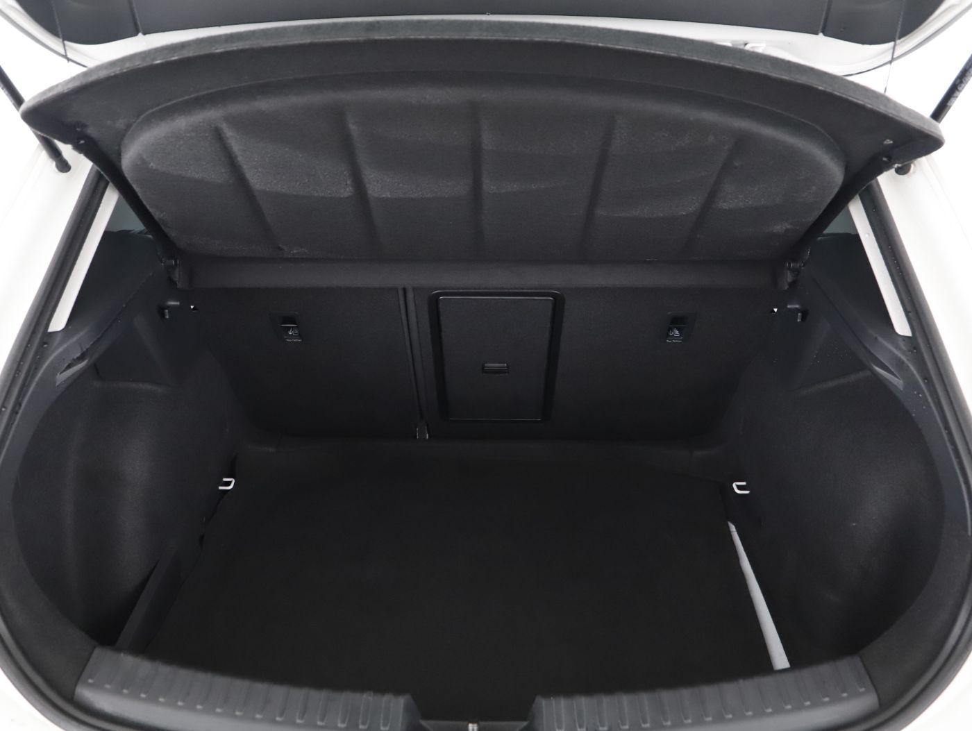 Seat Leon 2.0 TDI FR *BALD VERFÜGBAR* | Bild 23 von 24