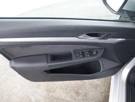 VW Golf VIII Variant 2.0 TDI Life | Thumbnail 7 von 23