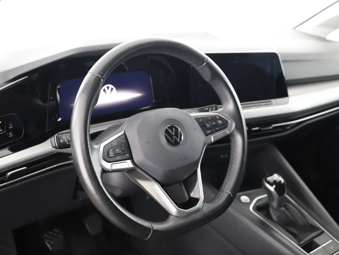 VW Golf VIII Variant 2.0 TDI Life | Bild 12 von 23