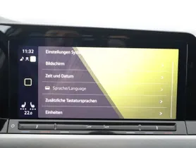VW Golf VIII Variant 2.0 TDI Life | Thumbnail 18 von 23