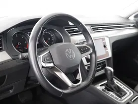 VW Passat Variant 2.0 TDI DSG | Thumbnail 13 von 27