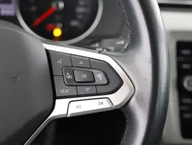 VW Passat Variant 2.0 TDI DSG | Thumbnail 15 von 27