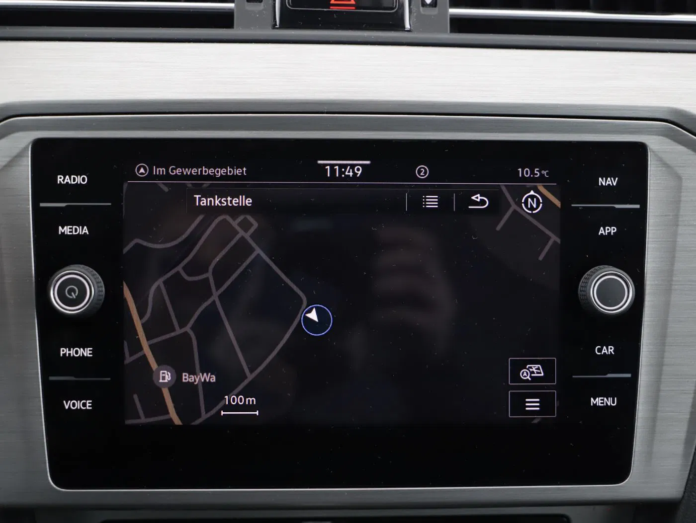 VW Passat Variant 2.0 TDI DSG | Bild 17 von 27