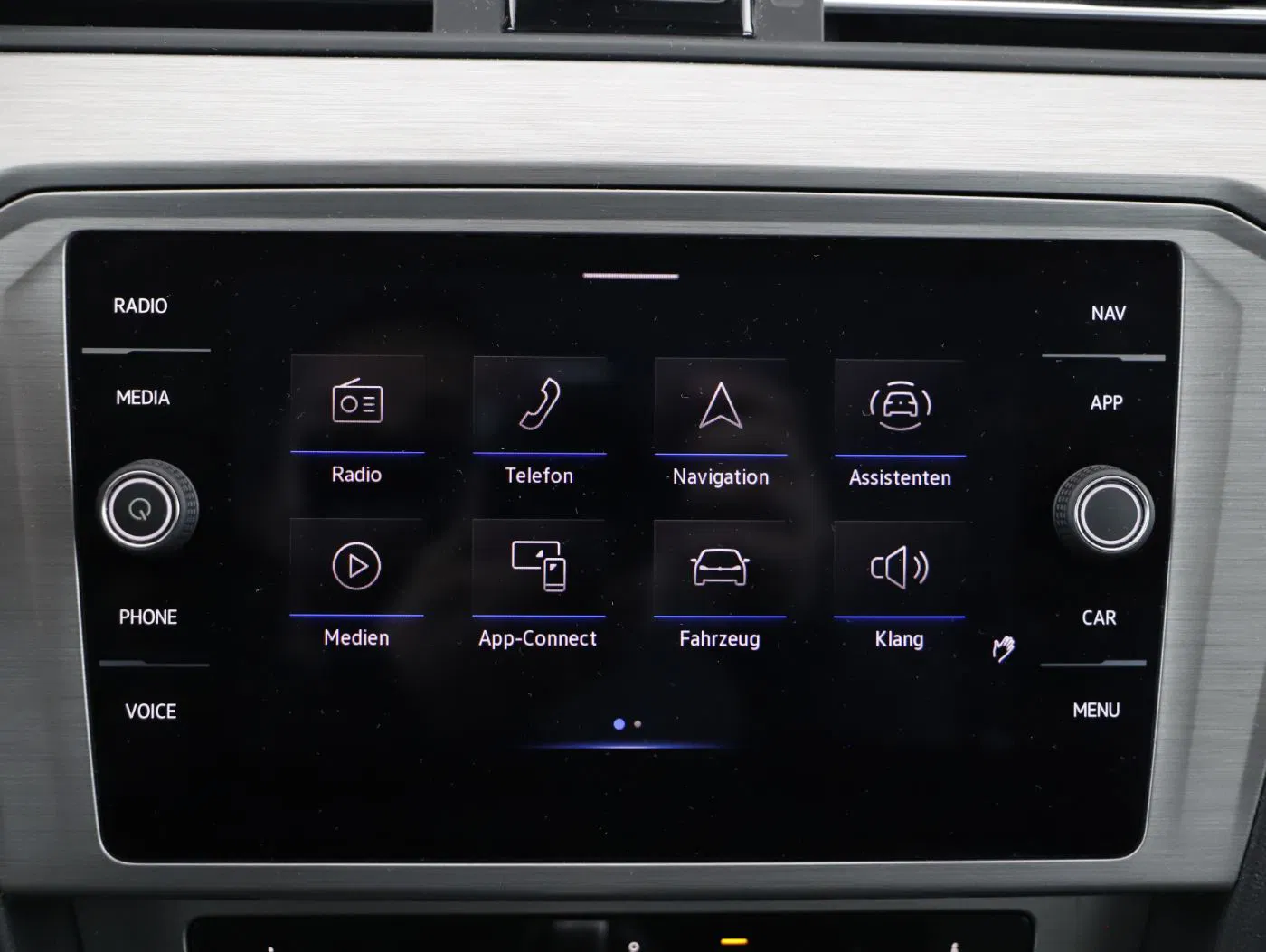 VW Passat Variant 2.0 TDI DSG | Bild 18 von 27