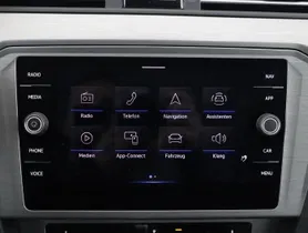VW Passat Variant 2.0 TDI DSG | Thumbnail 18 von 27
