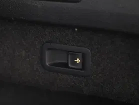 VW Passat Variant 2.0 TDI DSG | Thumbnail 23 von 27