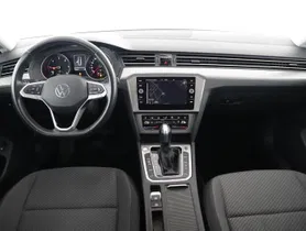 VW Passat Variant 2.0 TDI DSG | Thumbnail 11 von 27
