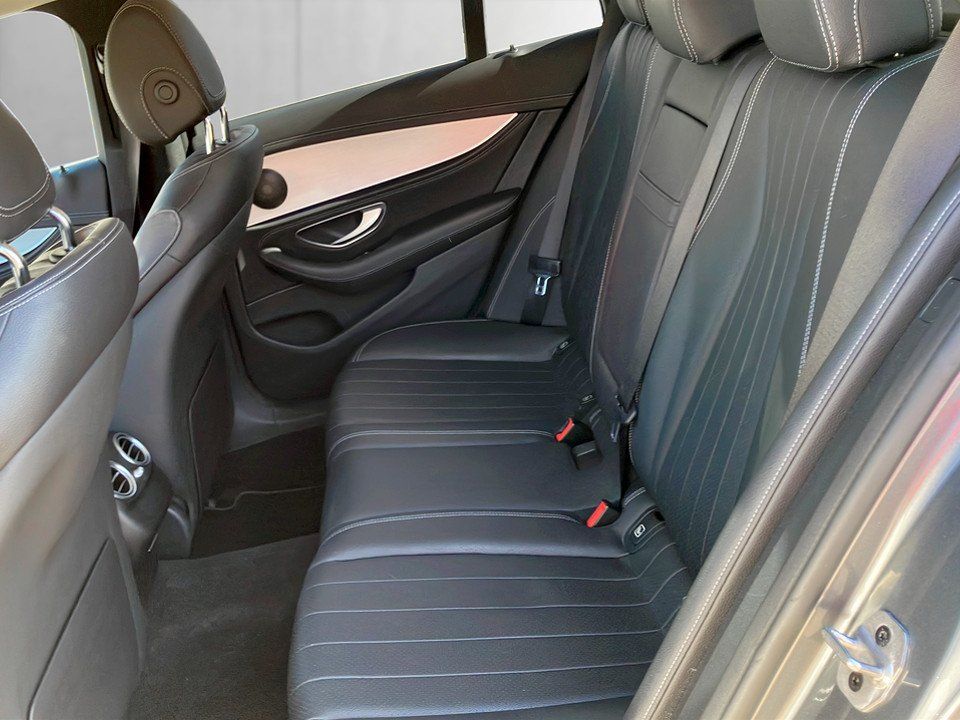 Mercedes-Benz E 300 de 4Matic Exclusive | Bild 8 von 20