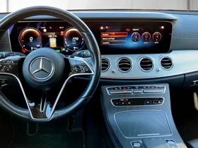 Mercedes-Benz E 300 de 4Matic Exclusive | Thumbnail 9 von 20
