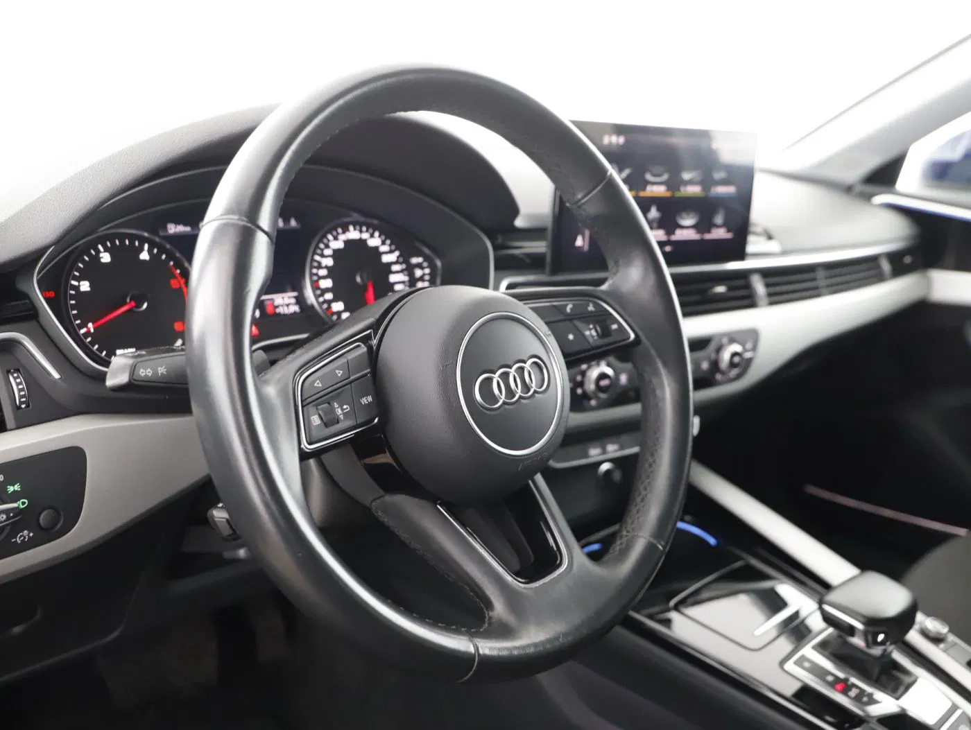 Audi A4 Avant 35 TDI advanced Aut. | Bild 13 von 27