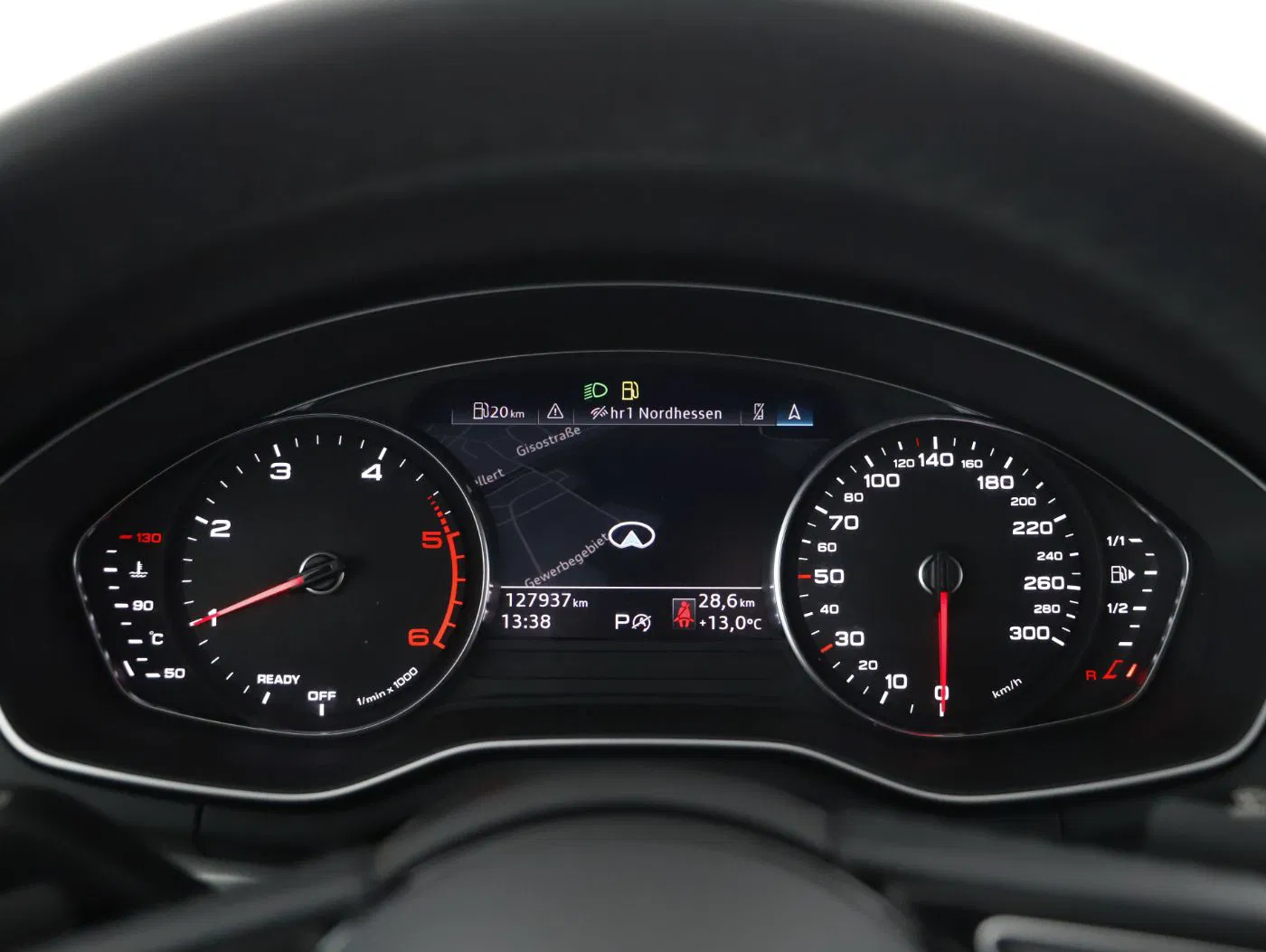 Audi A4 Avant 35 TDI advanced Aut. | Bild 14 von 27