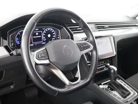 VW Passat Variant 2.0 TDI DSG | Thumbnail 13 von 26