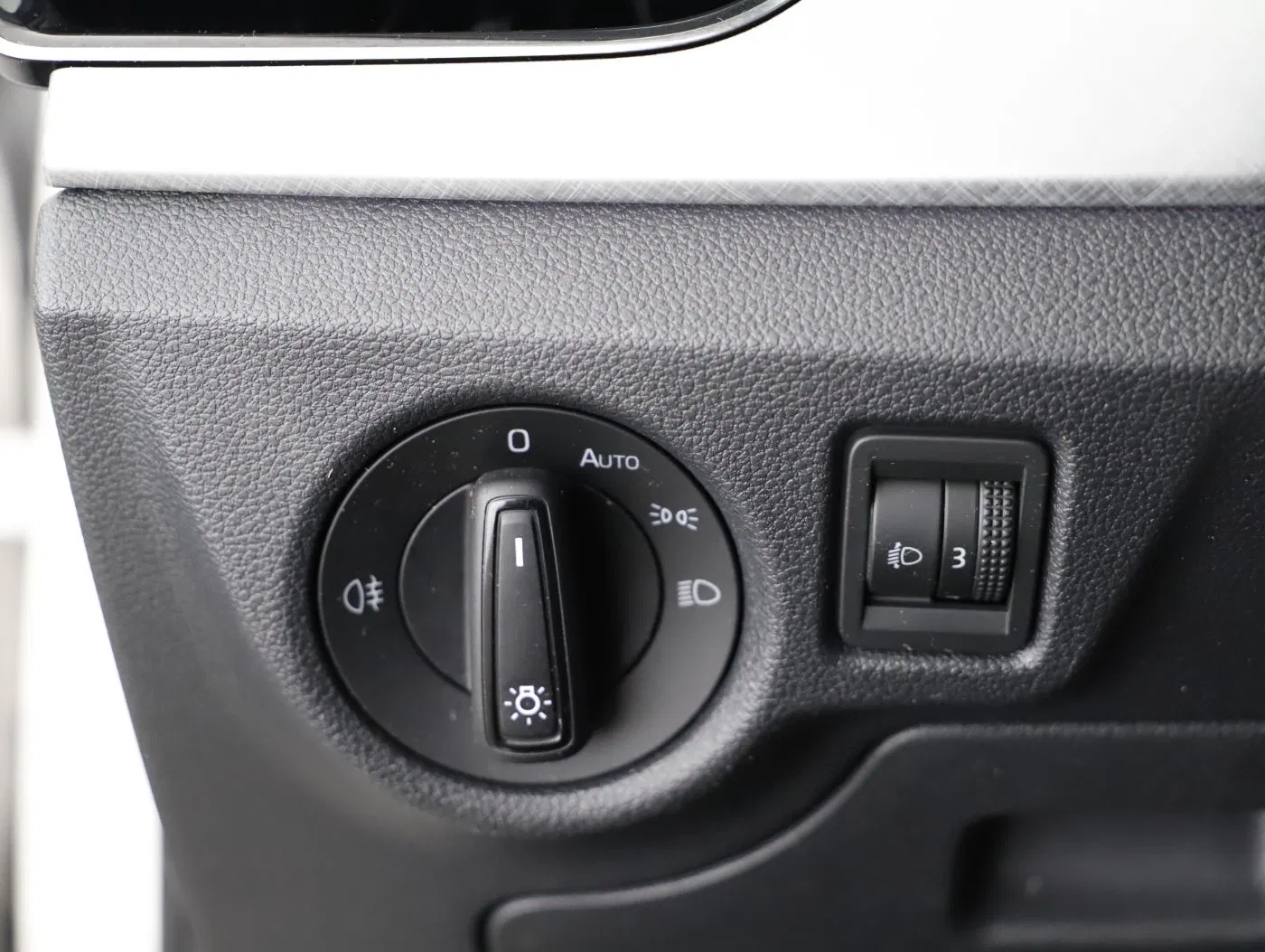 Skoda Kamiq 1.0 TSI Ambition | Bild 9 von 23