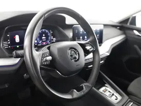 Skoda Octavia Combi 2.0 TDI Amb. DSG | Thumbnail 13 von 28